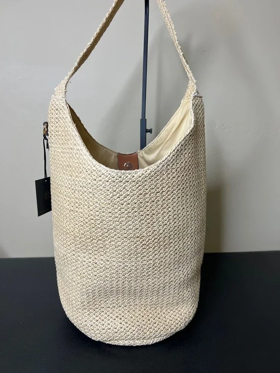 Haute Hippie | Neutral Bucket Hobo Famers Market Summer Bag - Picture 4 of 11